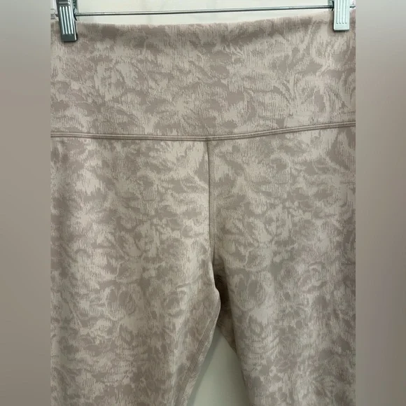 Athleta Elation Textured Tight - Picture 5 of 14